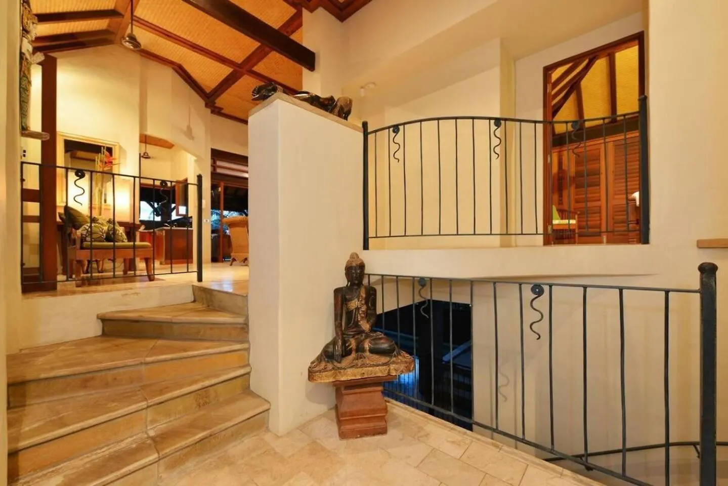 Palm Bliss Villa - A Central Balinese Pool Oasis Port Douglas