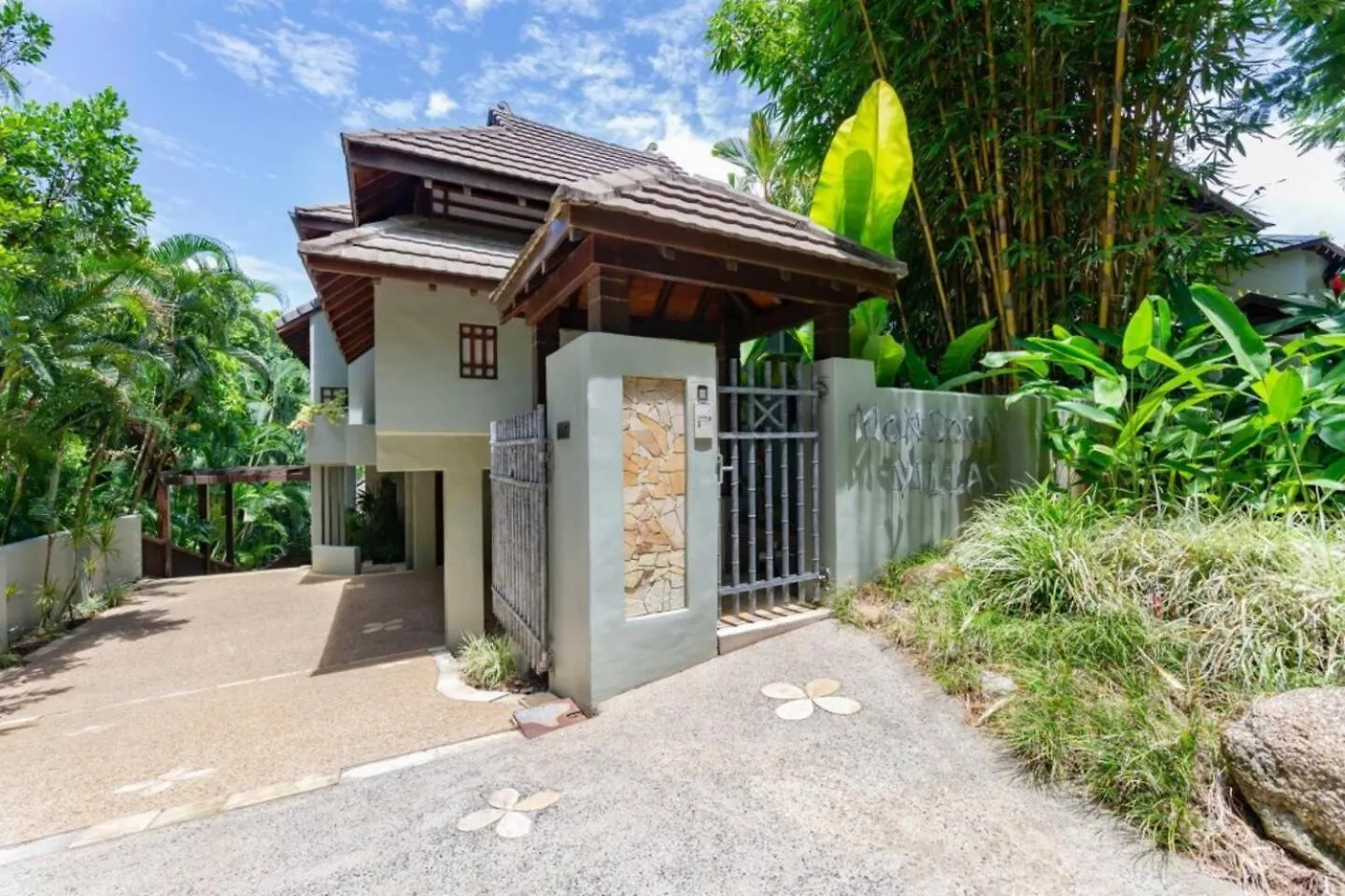 Palm Bliss Villa - A Central Balinese Pool Oasis Port Douglas